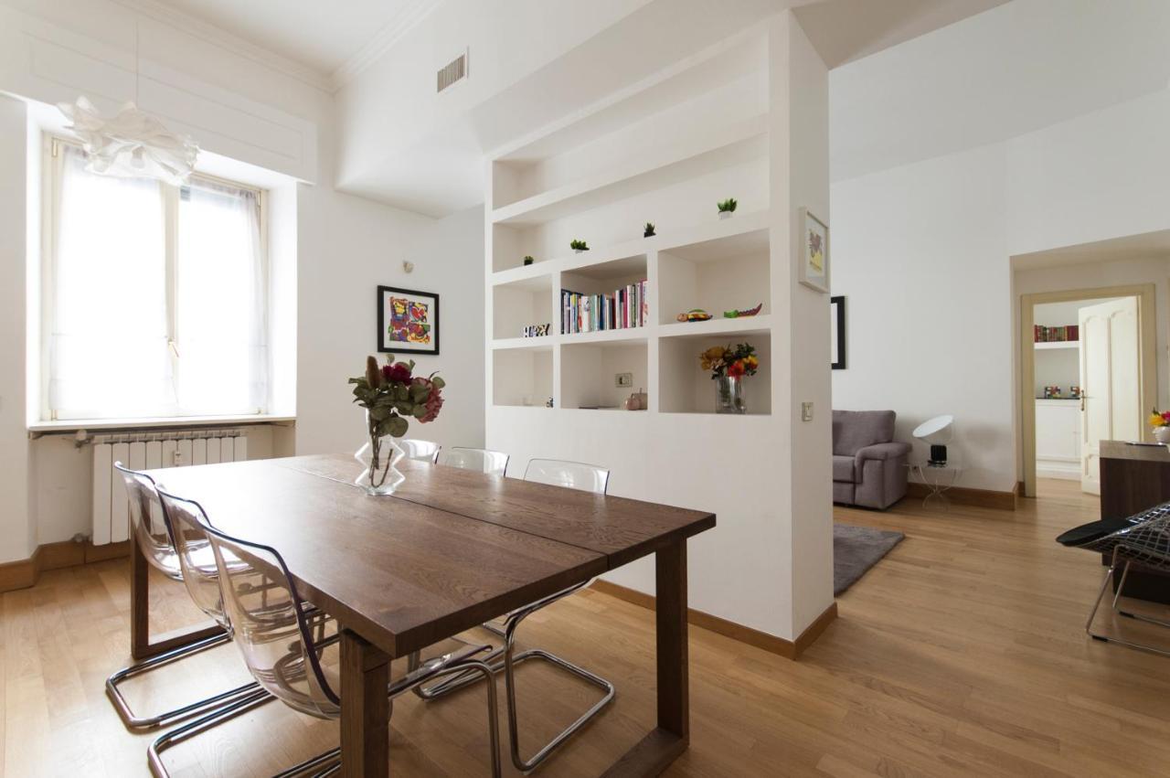 Youhosty - Dei Piatti 3 Daire Milano Dış mekan fotoğraf